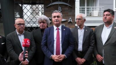 CHP Sözcüsü Müslim Sarı, gözaltındaki Eyüpsultan Belediye Başkanı Mithat Bülent