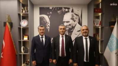 CHP Parti Sözcüsü Müslim Sarı, Silifke İlçe Başkanlığı’nı ve Silifke