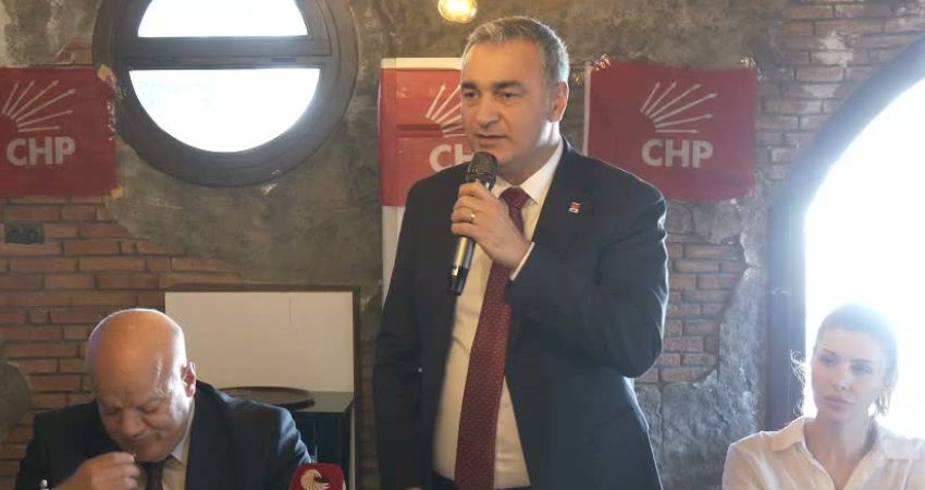CHP Sözcüsü Müslim Sarı, partideki ayrışmaya ilişkin "Giden arkadaşlarıma diyorum
