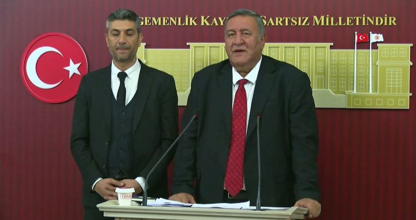 CHP Niğde Milletvekili Ömer Fethi Gürer, "Gerek taşeronda gerek staj