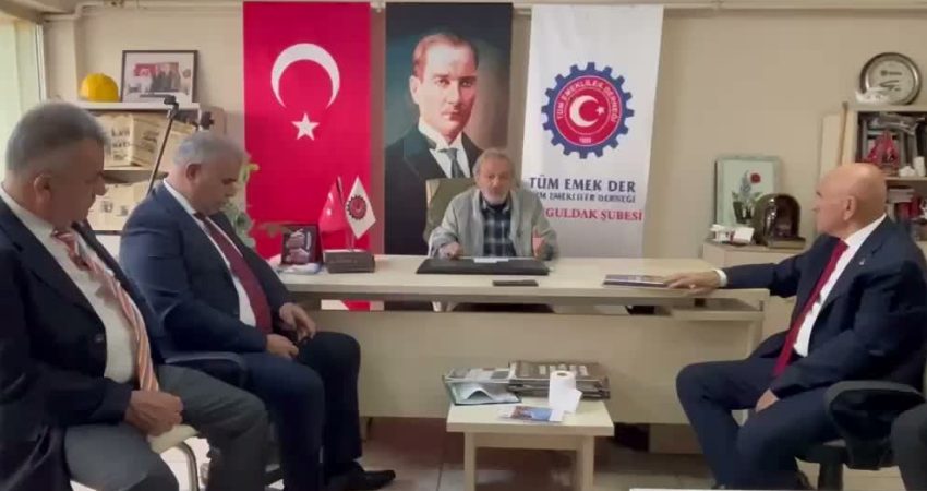 CHP’li Kaya: “Emekli olmak yoksulluğa mahkûm olmak değildir” CHP Genel Başkan Yardımcısı Yıldırım Kaya, CHP Zonguldak İl Başkanı Olcay