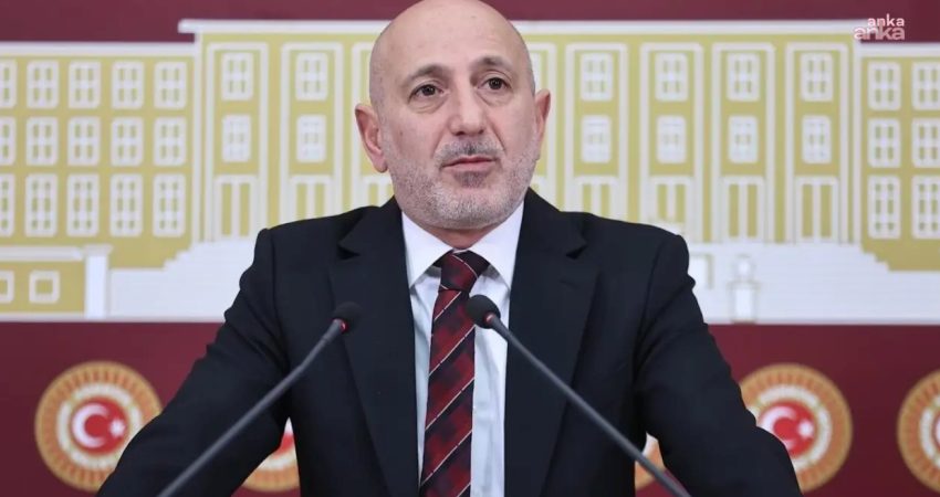 CHP Kahramanmaraş Milletvekili Ali Öztunç, Elbistan–Göksun yolunda bir yaşındaki çocuğun