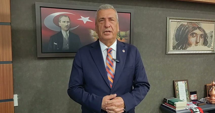 CHP’li Öztürkmen: Kaynaklar fon vurguncularına değil, atama bekleyen öğretmenlere ayrılmalı CHP Gaziantep Milletvekili Hasan Öztürkmen, Akademi Giriş Sınavı'na katılan öğretmen