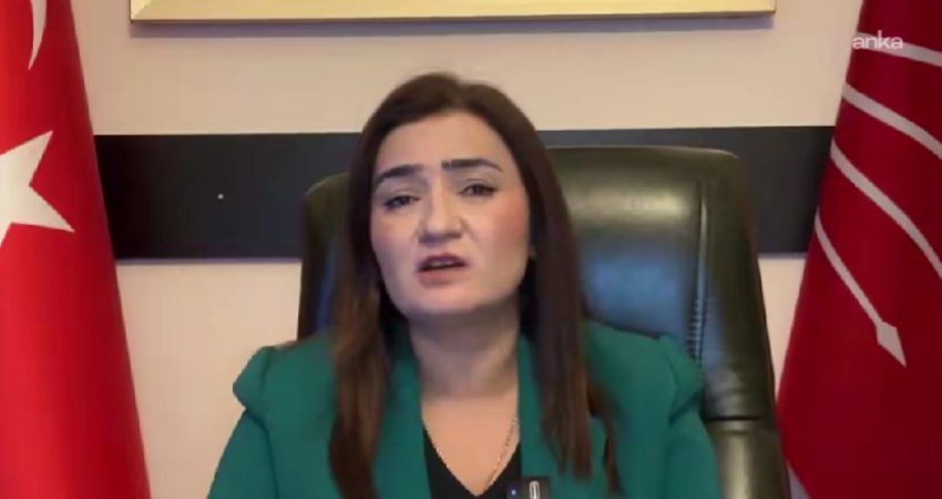 CHP’li Sevda Erdan Kılıç’tan Gürsel Tekin ve Mehmet Ali Yüksel’e başarı mesajı CHP Grup Başkanvekili Sevda Erdan Kılıç, İstanbul İl Başkanlığı görevinden