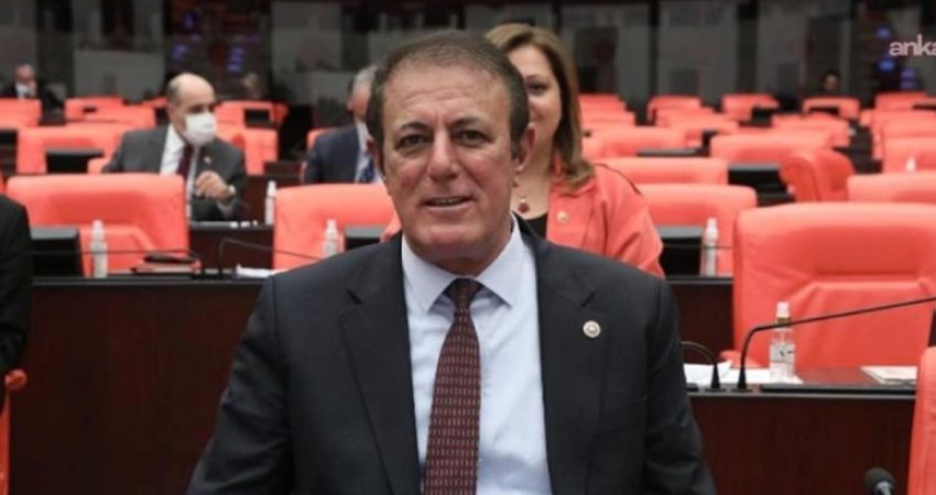CHP’li Yıldız: “Türkiye, yetiştirmek için yıllarca emek verdiği insan kaynağını kaybediyor” CHP Aydın Milletvekili Hüseyin Yıldız, “AKP iktidarı yıllardır gençlere büyük