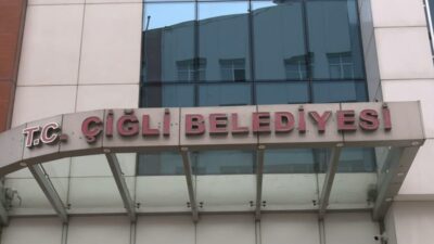 Çiğli Belediye Başkanı Onur Emrah Yıldız’ın AK Parti’ye katılmasının ardından