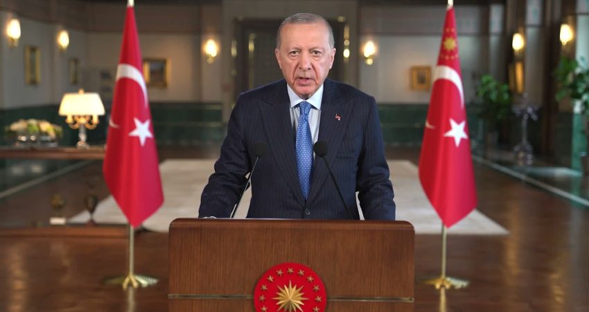 Cumhurbaşkanı Recep Tayyip Erdoğan, "Türkiye olarak güvensizlik üzerine bina edilen