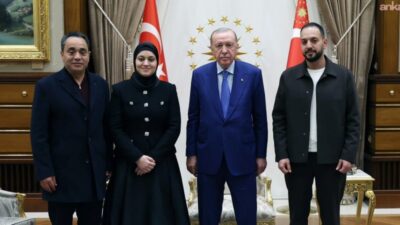 Cumhurbaşkanı Recep Tayyip Erdoğan, Gazze’de İsrail’in saldırısı sonucu bir araçta