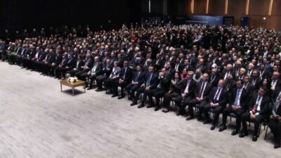 Cumhurbaşkanı Recep Tayyip Erdoğan, "Sağlık mimarimizi tüm bileşenleriyle çok daha