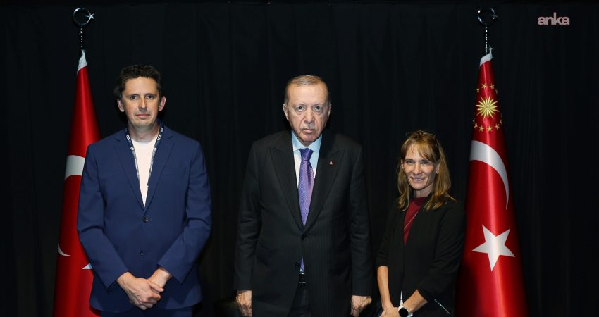 Cumhurbaşkanı Recep Tayyip Erdoğan, SpaceX’in üst düzey yöneticileri Rebecca Hunter
