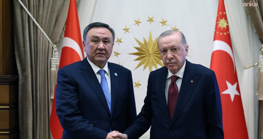 Cumhurbaşkanı Erdoğan, TDT Genel Sekreteri Ömüraliyev’i kabul etti Cumhurbaşkanı Recep Tayyip Erdoğan, Türk Devletleri Teşkilatı (TDT) Genel Sekreteri