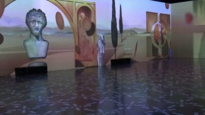 Dünyanın 14 şehrinde yüz binlerce ziyaretçiye ulaşan uluslararası Dalí Cybernetics sergisi, İstanbul