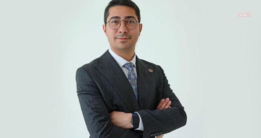 İçişleri Bakanlığı, Ardahan'ın Damal ilçesi Belediye Başkanı Kemal Çamlıyurt'un "rüşvet