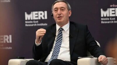 Erbil'de düzenlenen uluslararası forumda konuşan DEM Parti Eş Genel Başkanı