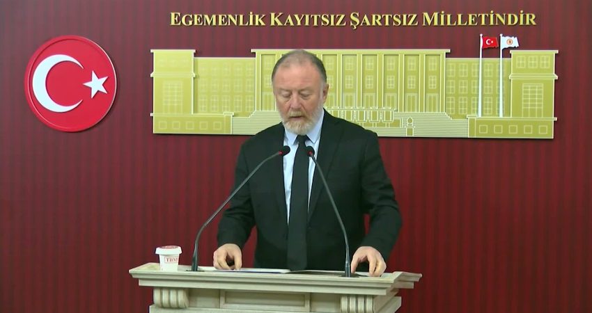 DEM Parti Grup Başkanvekili Sezai Temelli, Cumhuriyet'in demokratikleşmesi için Kürt