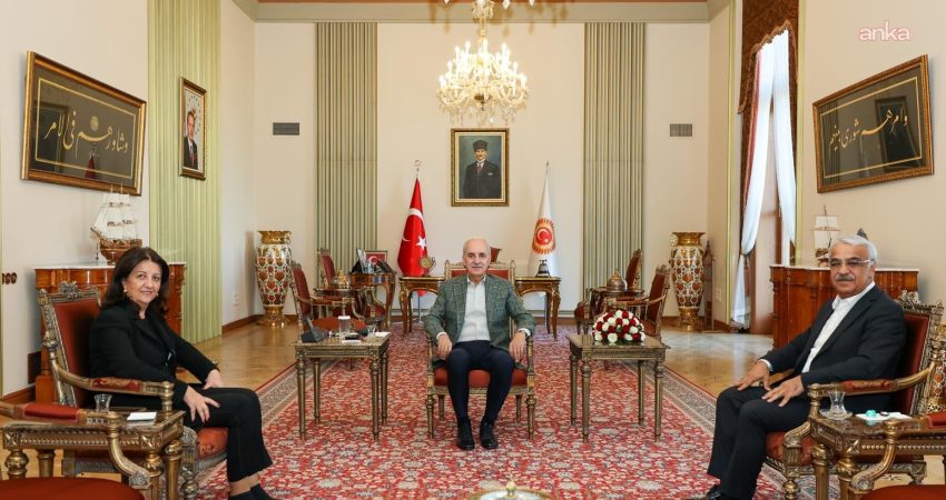 DEM Parti İmralı Heyeti, TBMM Başkanı Numan Kurtulmuş ile görüştü DEM Parti İmralı Heyeti, Türkiye Büyük Millet Meclisi Başkanı Numan
