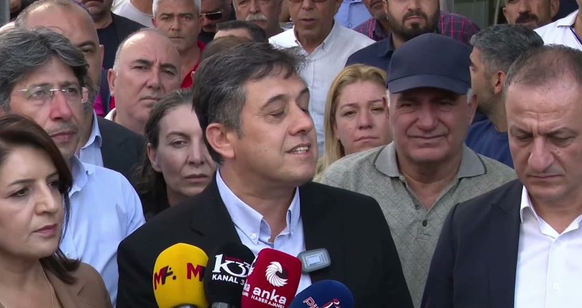 DEM Parti Batman Milletvekili Mehmet Rüştü Tiryaki, Mersin'de belediye başkanlarına