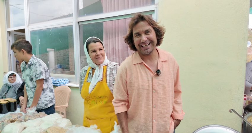 Marmaris’in kırsal mahallelerinden Taşlıca, "Deniz Ürünleri Festivali" kapsamında yöresel ürünleri,