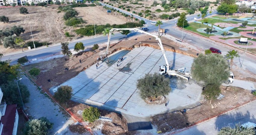 Didim Belediyesi tarafından Efeler Mahallesi’nde yapımı sürdürülen "Kaykay Parkı" projesi