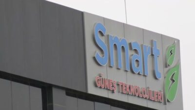 DİSK Genel Başkanı Arzu Çerkezoğlu, İzmir’in Aliağa ilçesindeki Smart Solar