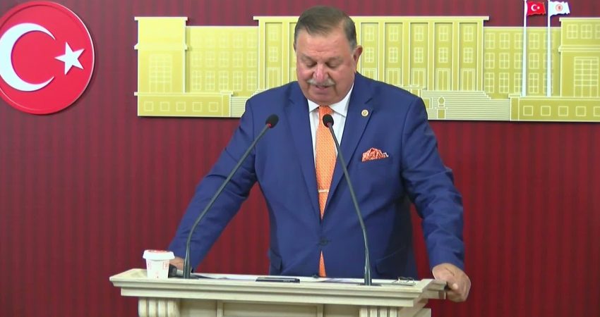 Doğan Bekin: “Fatih Erbakan’ın nezaketinden istifade ederek partiyi omurgasızlaştırma girişimi utanç vesikası olarak karşımızdadır” Yeniden Refah Partisi İstanbul Milletvekili Doğan Bekin, partisinin yönetimini, Milli Görüş