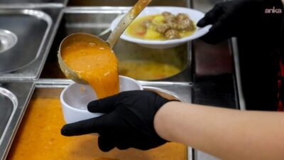 Efeler Belediyesi Kent Lokantası, yeni çalışma düzeniyle cumartesi günleri de