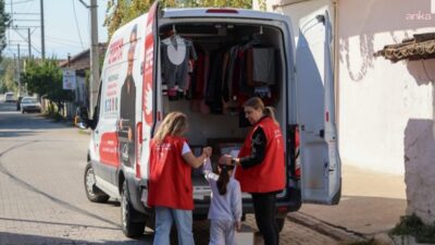Efeler Belediyesi Sosyal Yardım Ağı bünyesindeki Mobil Destek Aracı, ihtiyaç