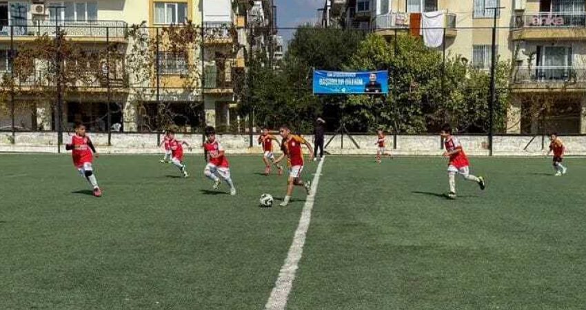 Efeler Belediyesi'nin 29 Ekim Cumhuriyet Bayramı kutlamaları kapsamında düzenlediği Kulüpler