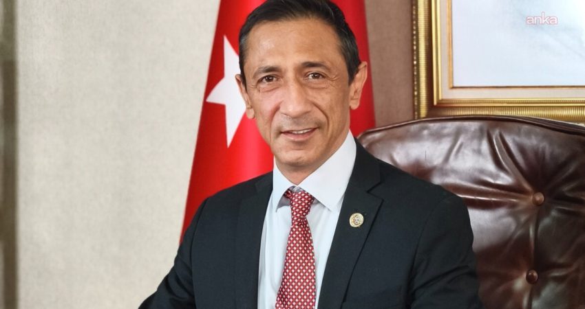 Eğitim Gücü Sen Genel Başkanı Oğuz Özat, sendika barajı tartışmalarına