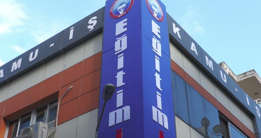 Eğitim-İş İzmir 3 No’lu Şubenin yeni hizmet binası, düzenlenen törenle