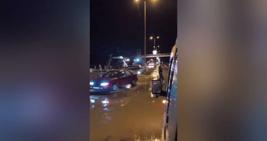 Elazığ’da dün akşam etkili olan şiddetli sağanak, Yazıkonak, Yurtbaşı ve