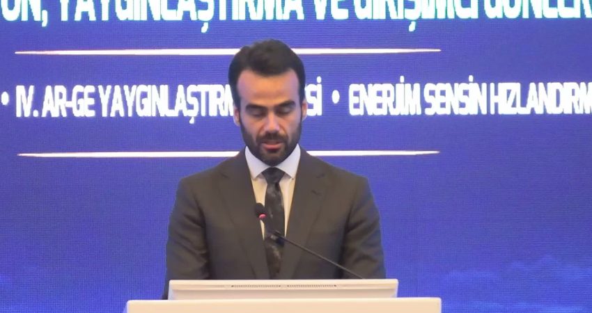 Elektrik Dağıtım Hizmetleri Derneği (ELDER) Yönetim Kurulu Başkanı Barış Erdeniz,
