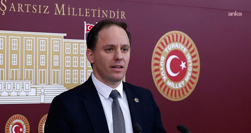 Elektrikte tüketim sınırının düşürülmesine tepki… YENİ Partili Yavuzyılmaz: “AKP vatandaşa yeni bir tuzak kuruyor” YENİ Parti Zonguldak Milletvekili Deniz Yavuzyılmaz, elektrikte yıllık tüketim sınırının
