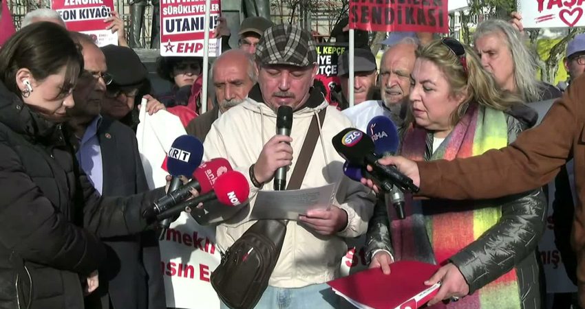 26 ayrı emekli örgütünün katılımıyla Seyyanen Zam Mağdurları Platformu'nu oluşturan
