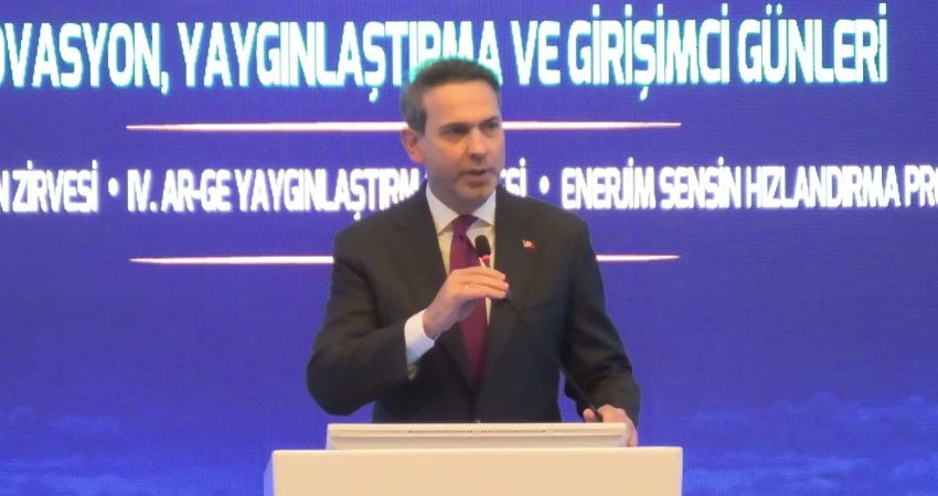 Enerji ve Tabii Kaynaklar Bakanı Alparslan Bayraktar, Milli Enerji 2040