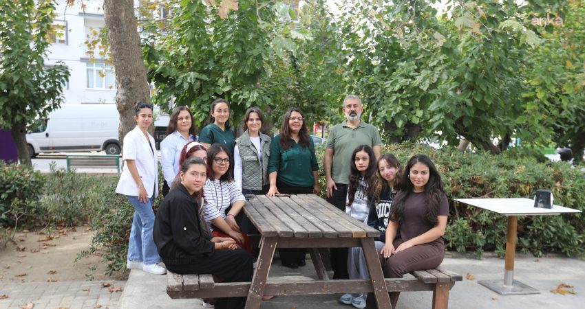 Selçuk Belediyesi’nin engelli gençlere istihdam olanağı sunduğu Engelsiz Kafe, Dokuz