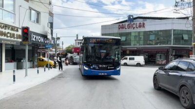İzmir Büyükşehir Belediyesi kent içi toplu ulaşımı daha güvenli, konforlu,
