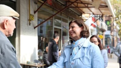Eskişehir Büyükşehir Belediye Başkanı Ayşe Ünlüce, Şirintepe Mahallesi’nde esnaf ve