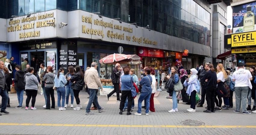 Eskişehir Büyükşehir Belediyesi’nden “Dorlion Zamanın Dansı” gösterisine davet Eskişehir Büyükşehir Belediyesi’nin “Eskişehir Yılı 2026” etkinlikleri kapsamında düzenleyeceği “Eskiden