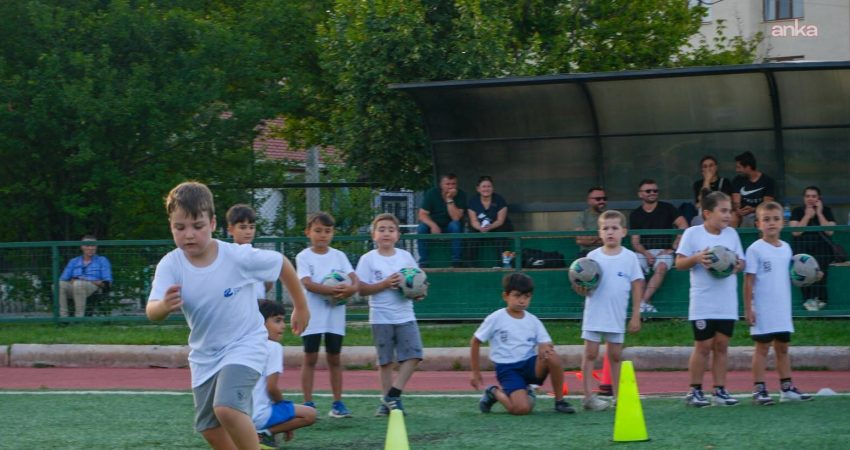 Eskişehir Büyükşehir Belediyesi tarafından düzenlenen yetişkin ve çocuk spor eğitimlerinde