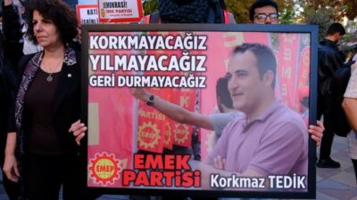 Eskişehir'de Ankara Garı Katliamı'nın 11'inci yılı dolayısıyla anma programı düzenlendi. Avukat