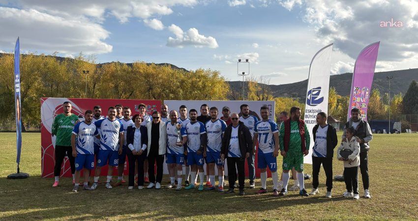 Eskişehir Büyükşehir Belediyesi tarafından 29 Ekim Cumhuriyet Bayramı kutlamaları kapsamında
