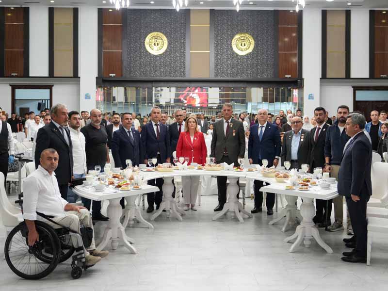 Etimesgut Belediyesi, Şehit ve Gaziler Günü dolayısıyla Korkut Ata Kongre