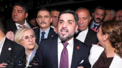 Eyüpsultan Belediye Meclisi'ndeki seçimde dördüncü turda 19 oy alarak başkan