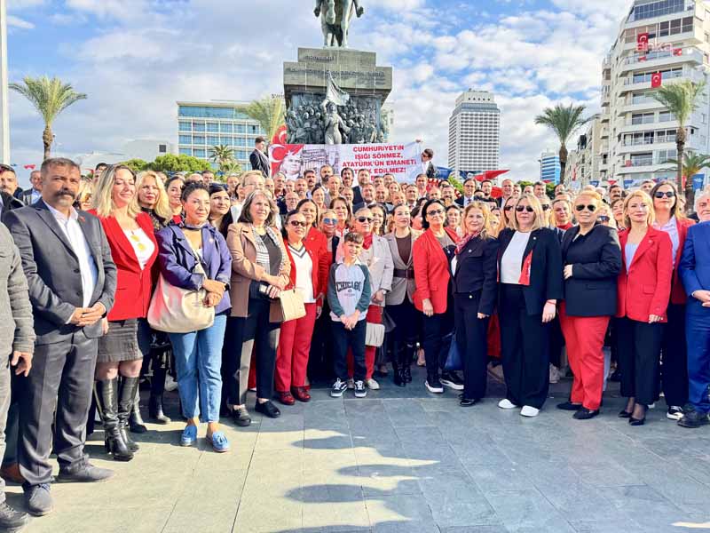 CHP İzmir İl Başkanlığı, Cumhuriyet'in ilanının 103'üncü yıl dönümü dolayısıyla