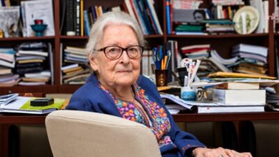Felsefe ve insan hakları alanındaki çalışmalarıyla tanınan Prof. Dr. İoanna