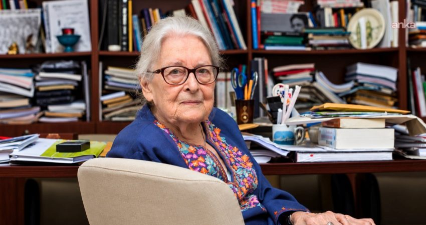 Felsefe ve insan hakları alanındaki çalışmalarıyla tanınan Prof. Dr. İoanna