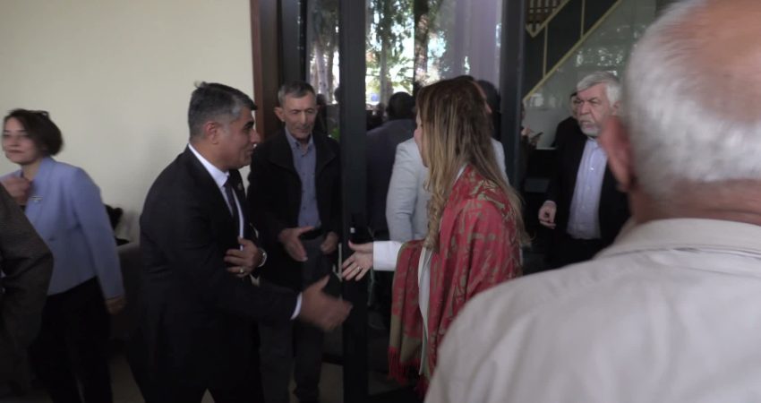Konak Belediye Başkanı Nilüfer Çınarlı Mutlu, Muhtarlar Günü dolayısıyla Konaklı