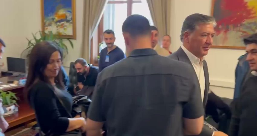Fon mağdurlarının, YENİ Parti Grubunu ziyaretinde konuşan YENİ Parti Grup