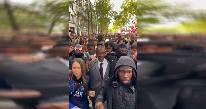 Fransa'da eylül ayının ortasında lise öğrencilerinin eğitim sistemindeki sorunlara karşı başlattığı protestolar
